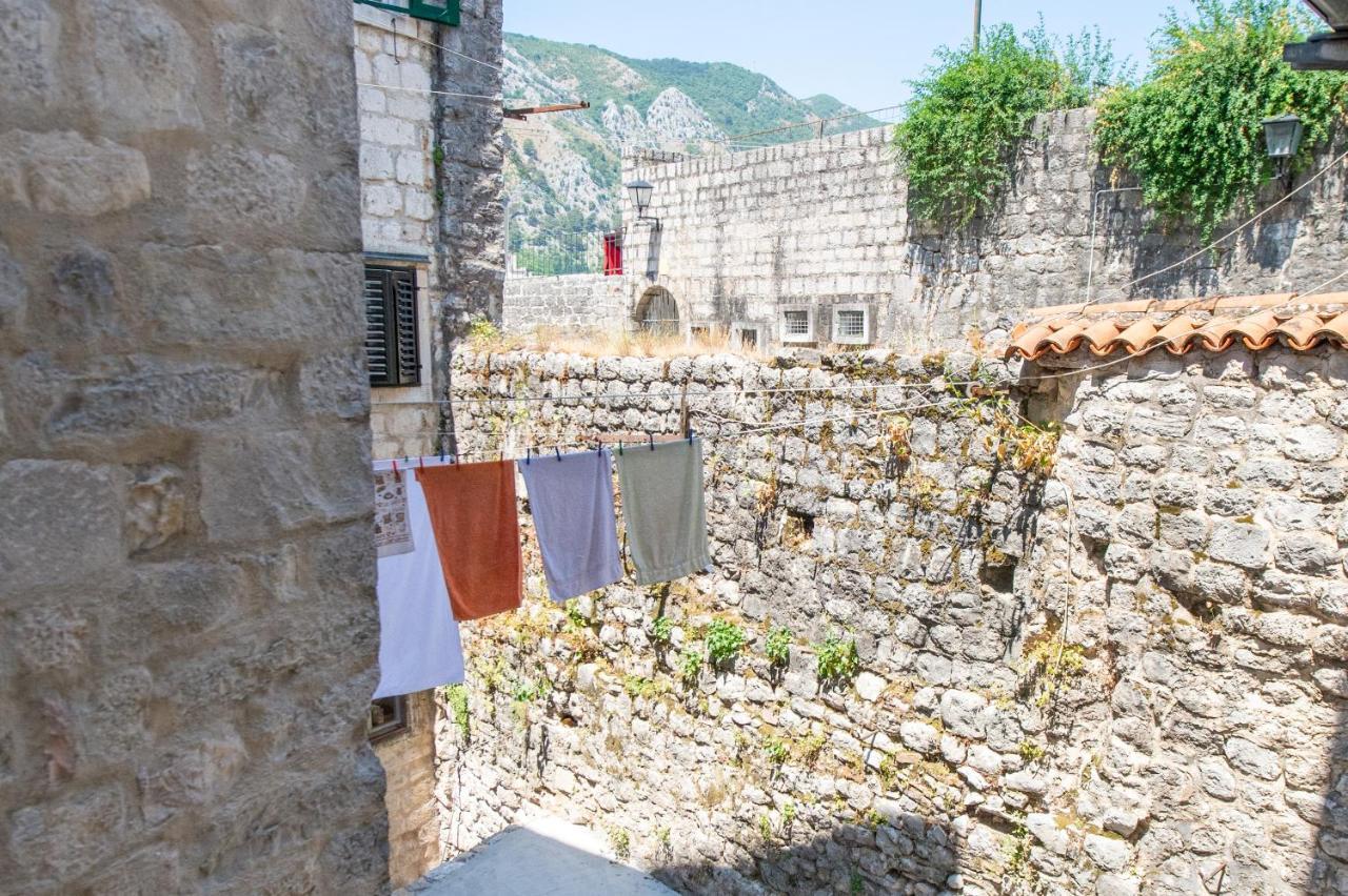 Katareo Apartments Kotor Bagian luar foto