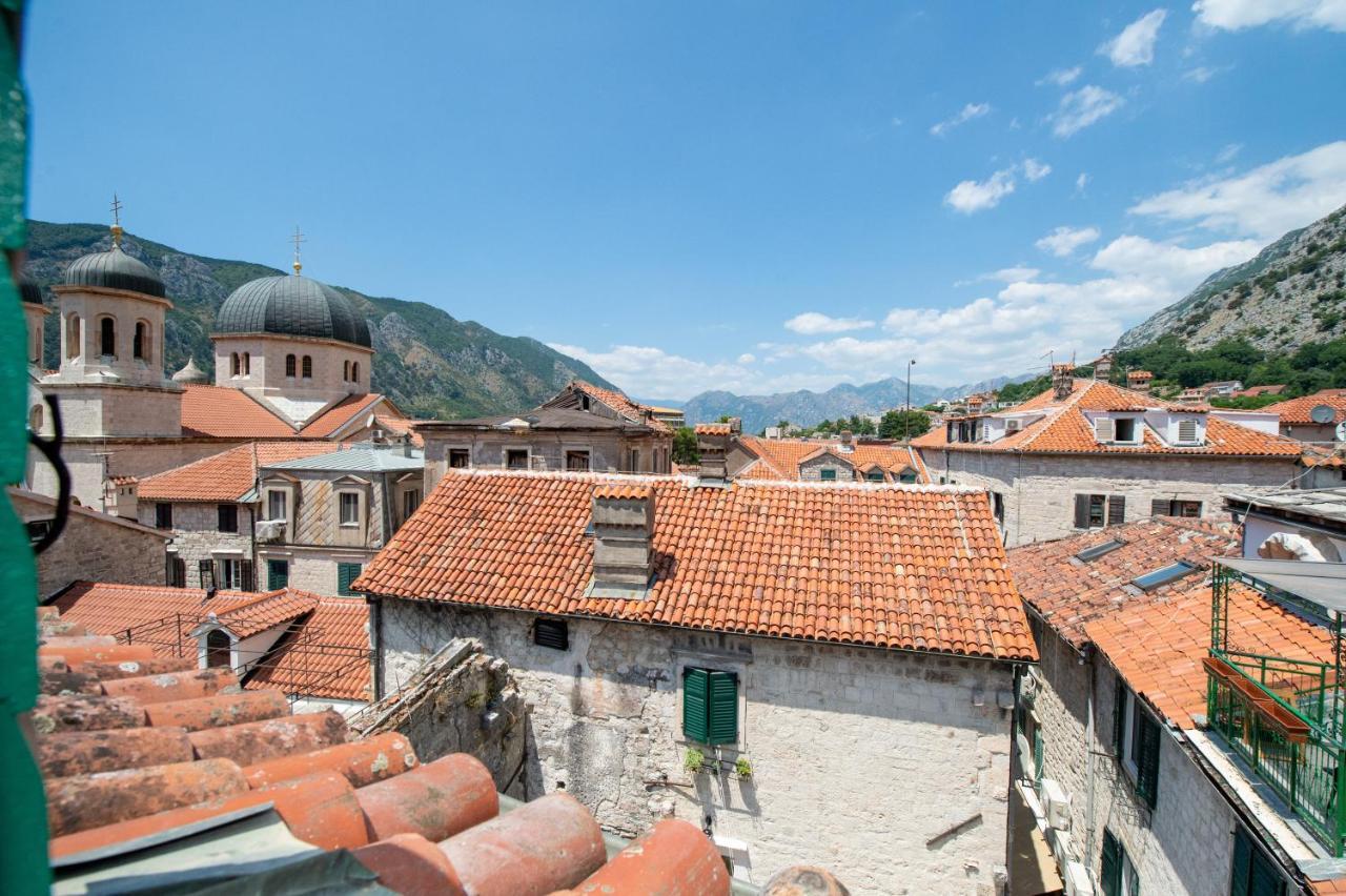 Katareo Apartments Kotor Bagian luar foto