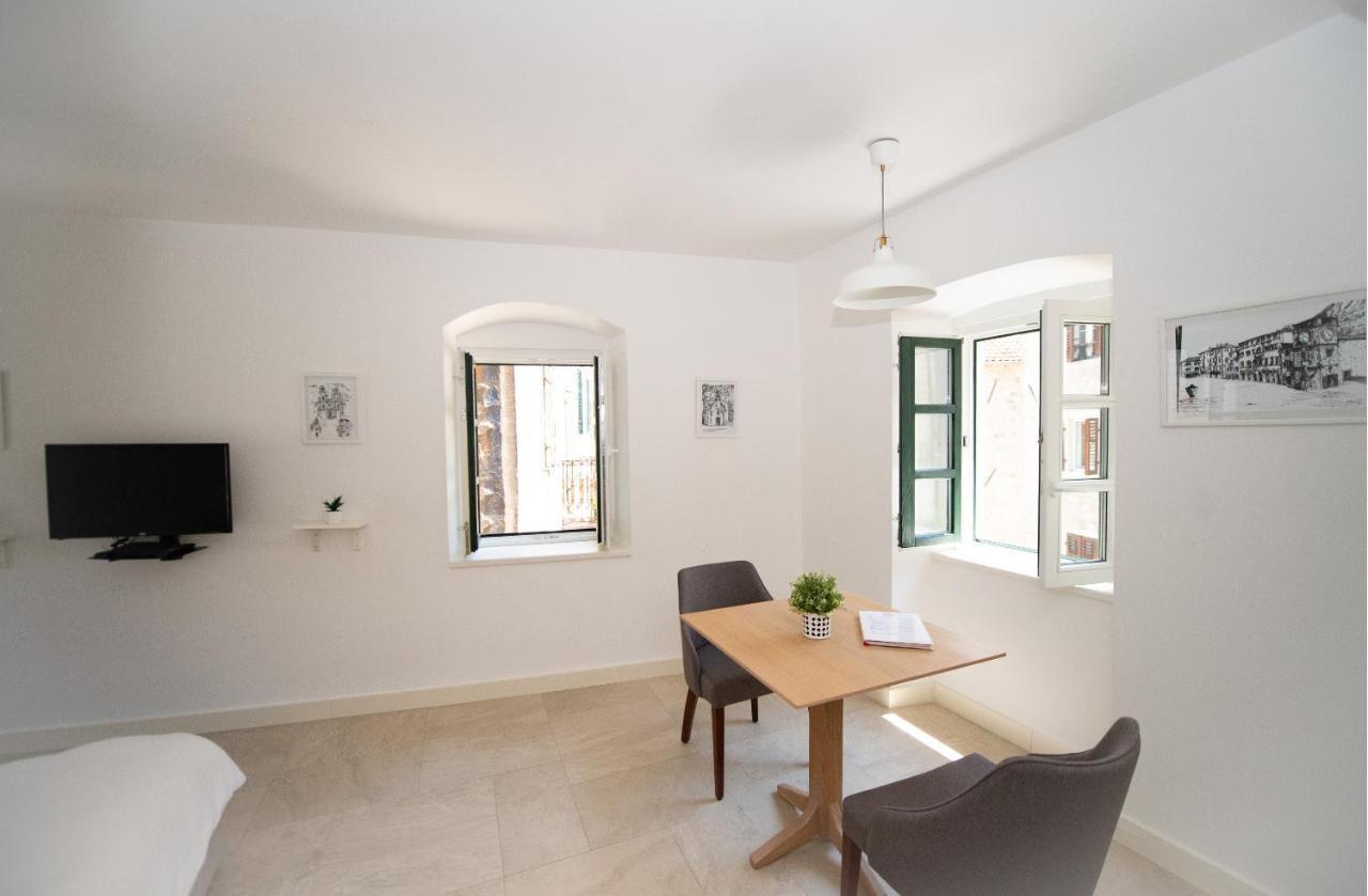 Katareo Apartments Kotor Bagian luar foto