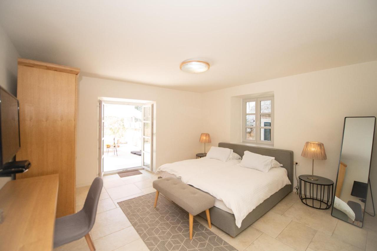 Katareo Apartments Kotor Bagian luar foto