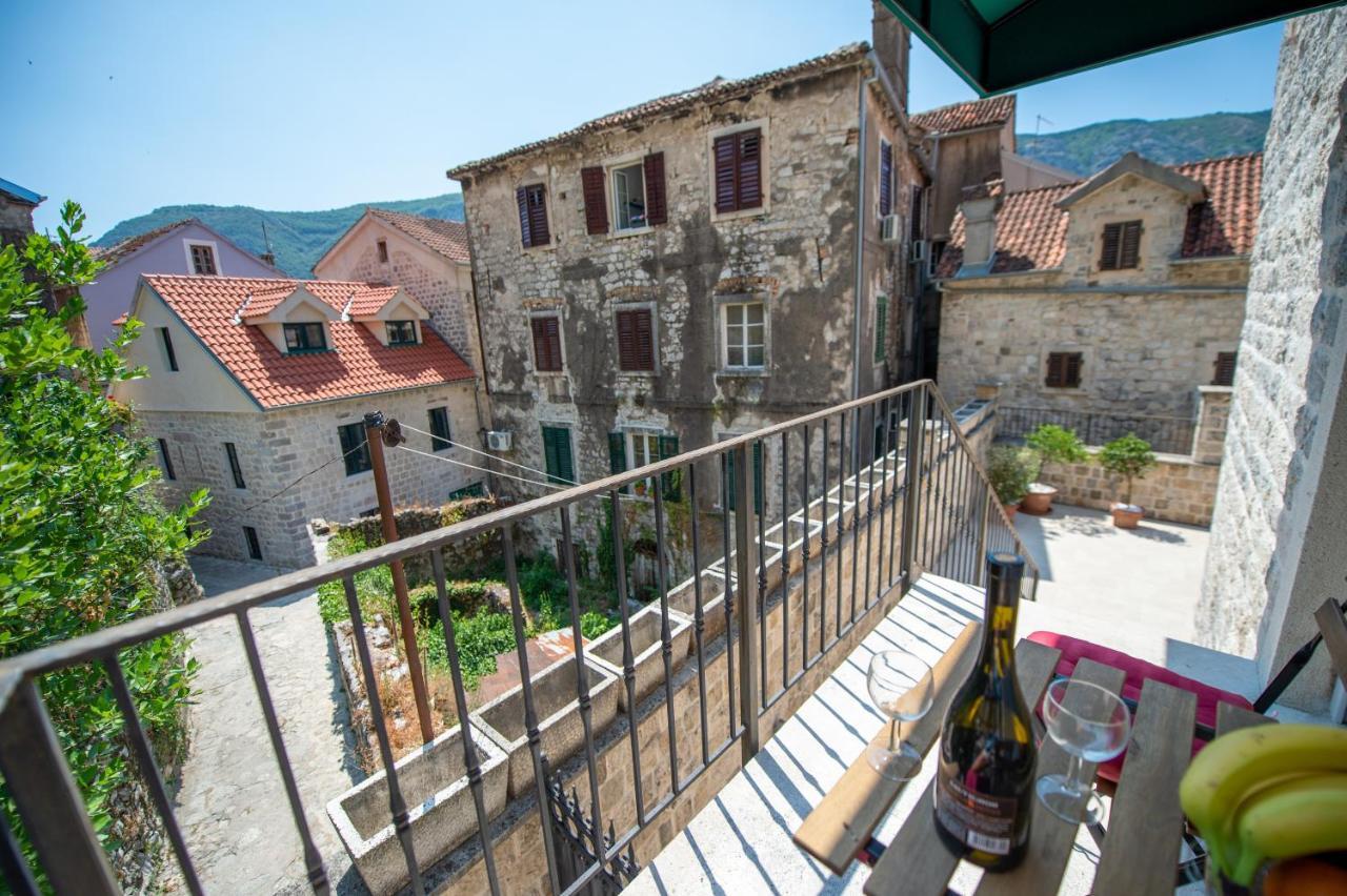 Katareo Apartments Kotor Bagian luar foto