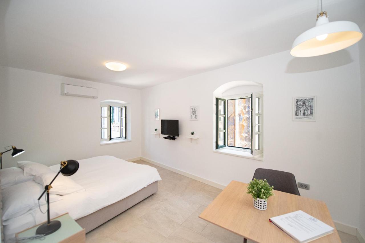 Katareo Apartments Kotor Bagian luar foto