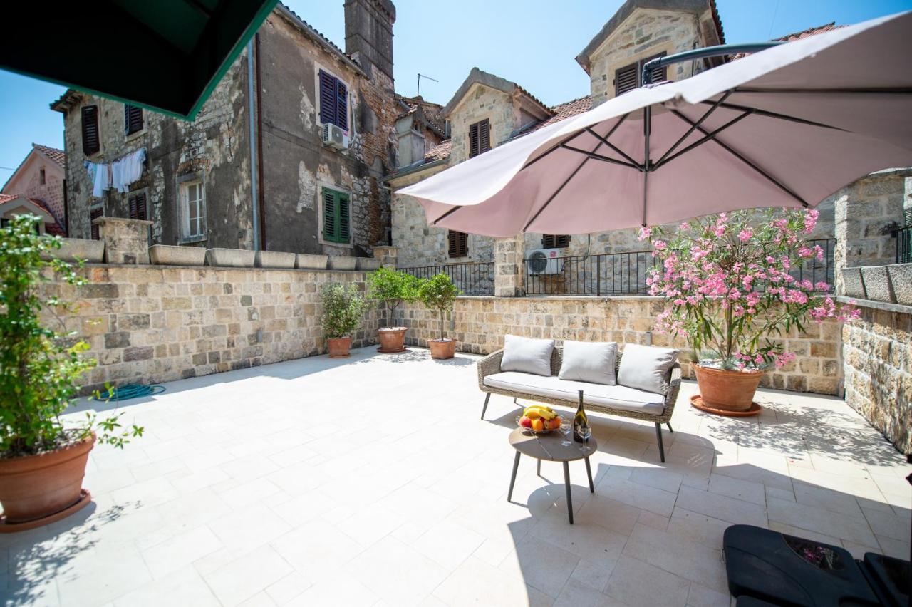 Katareo Apartments Kotor Bagian luar foto