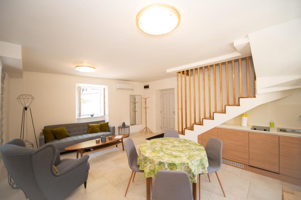 Katareo Apartments Kotor Bagian luar foto